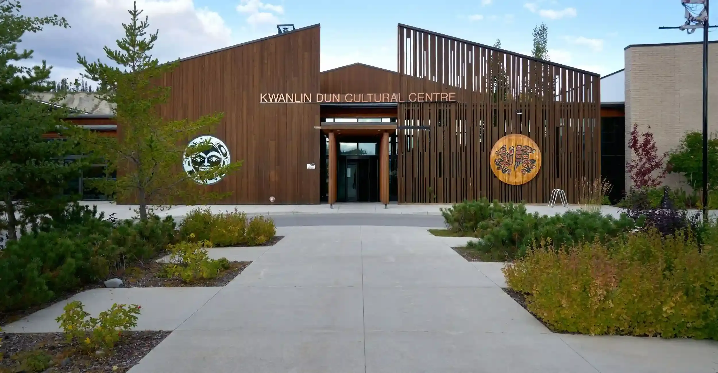 Kwanlin Dün Cultural Centre Luggage Storage, Whitehorse