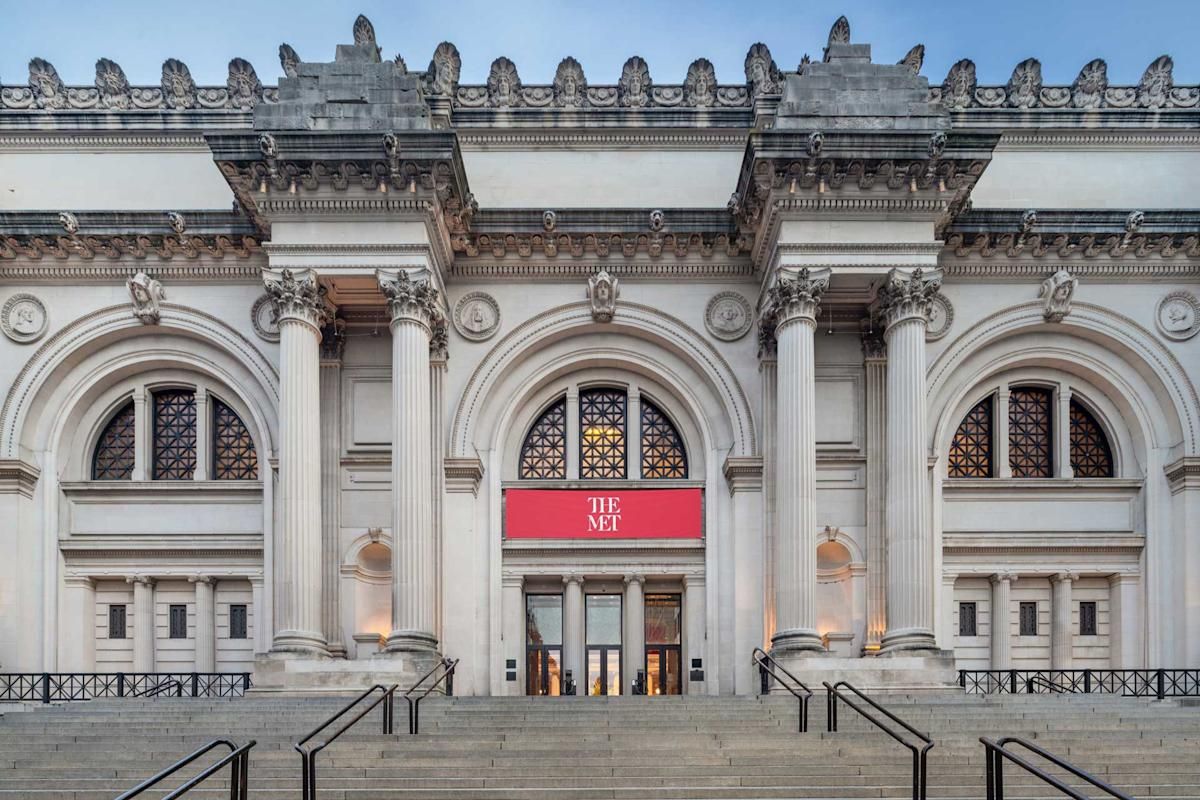 Met-Facade-Manhattan-NYC-Photo-Photo-Brett-Beyer-Courtesy-The-Metropolitan-Museum-of-Art.jpg