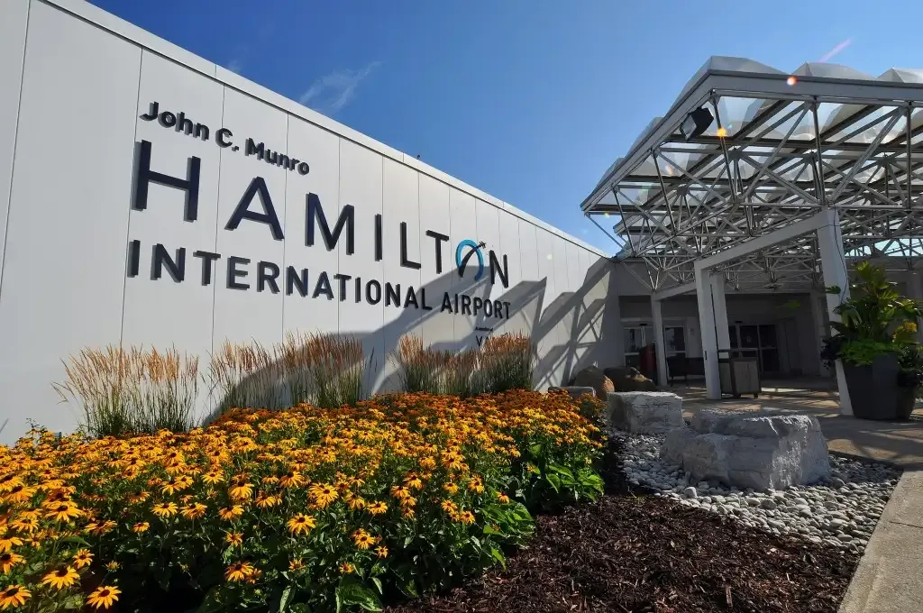John C. Munro Hamilton International Airport Luggage Storage, Hamilton