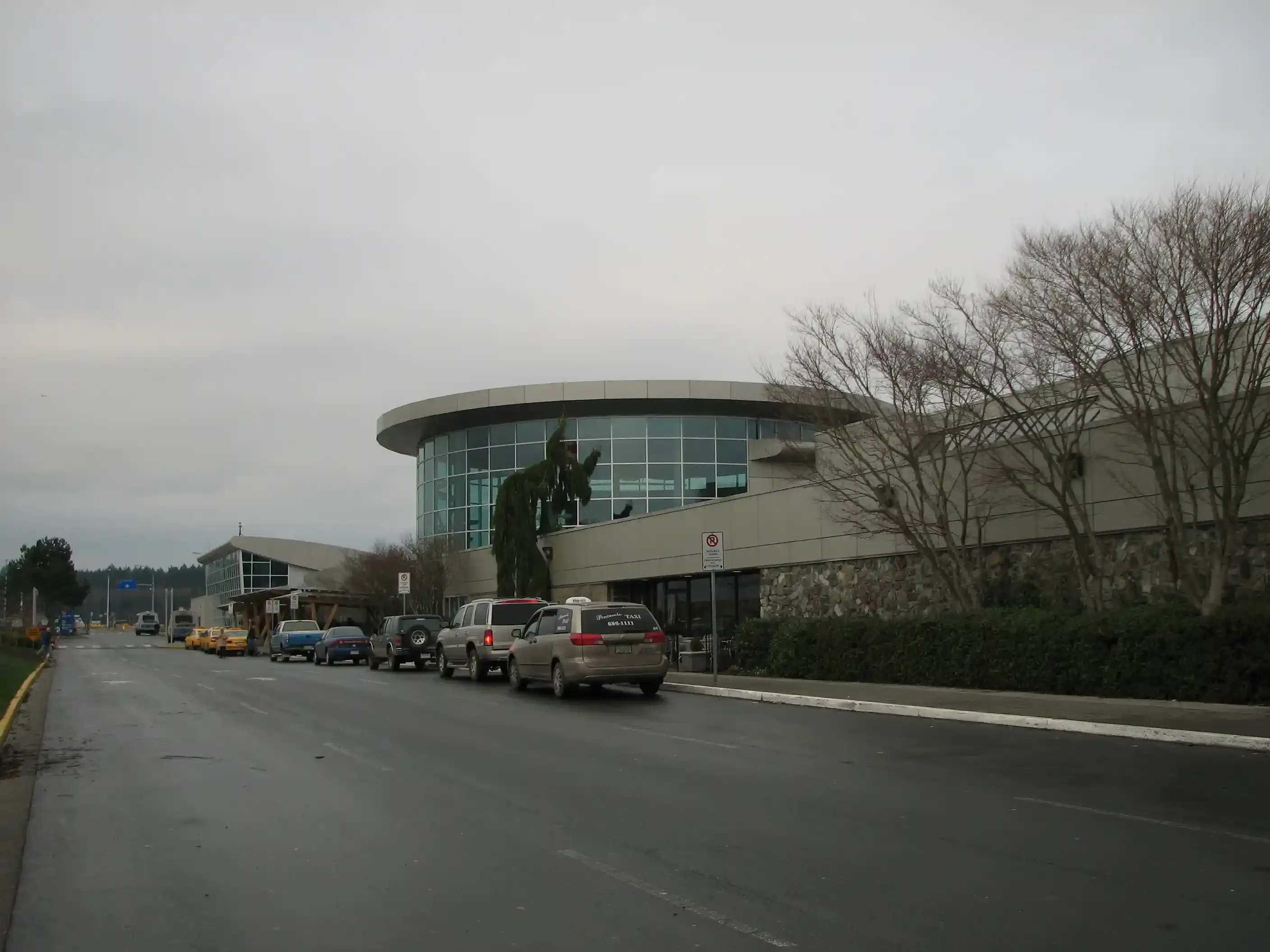 Victoria International Airport Luggage Storage, Victoria 