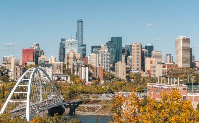 Downtown Edmonton Luggage Storage