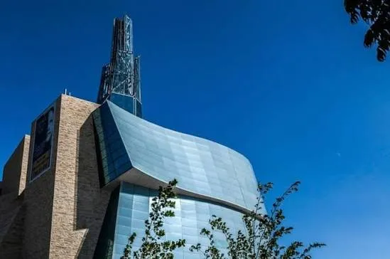 Canadian Museum for Human Rights Luggage Storage, Winnipeg