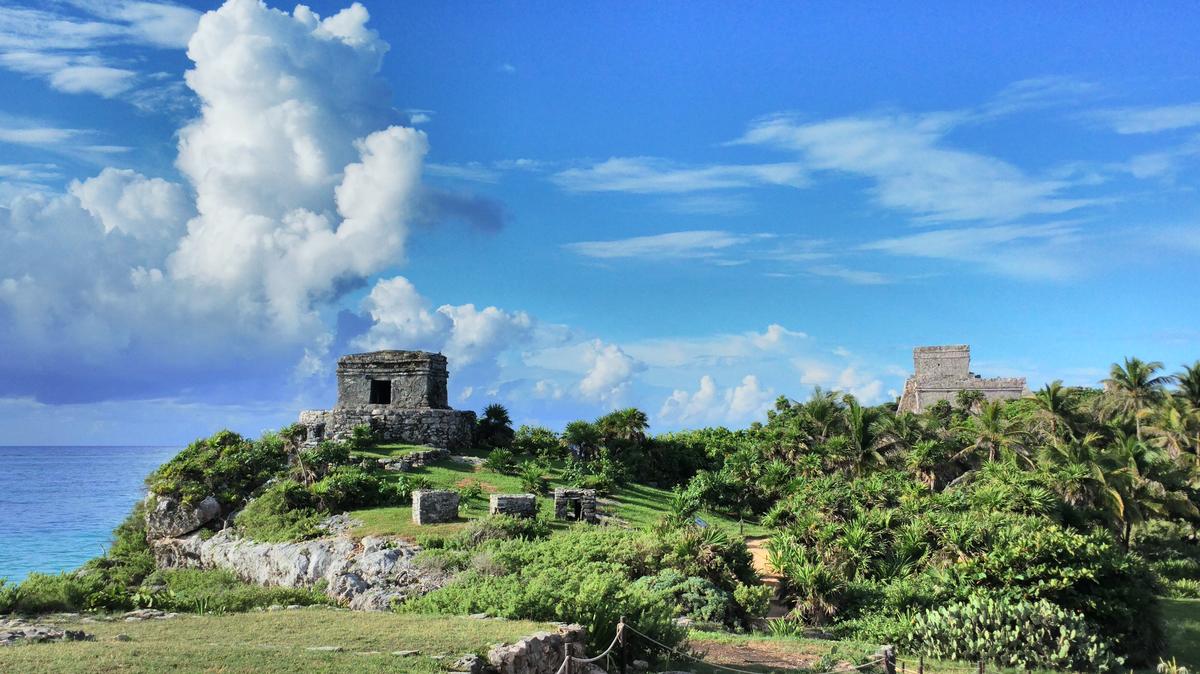Luggage storage in Tulum