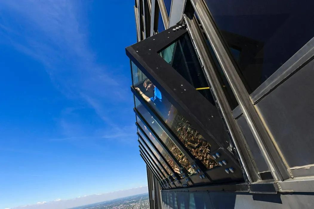 Magnificent Mile & Chicago 360 Luggage Storage, Chicago